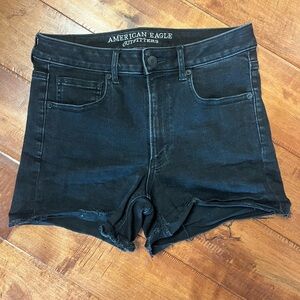 American Eagle Women’s Distressed Super Hi Rise Shortie Black Denim Cut Offs  6
